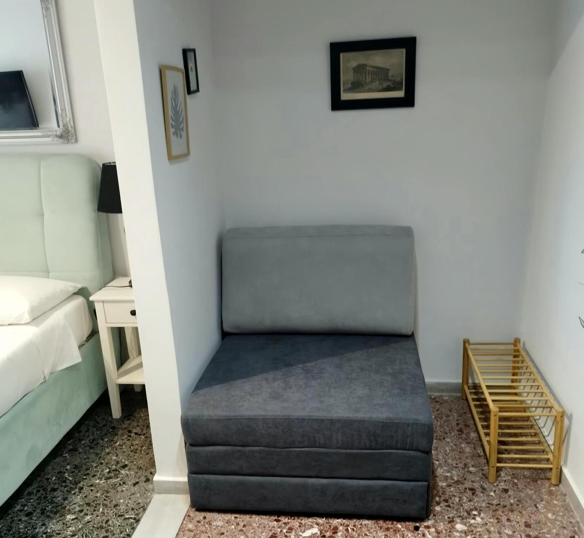 Chic Apt Near Acropolis - Avdi Square Athens Ngoại thất bức ảnh